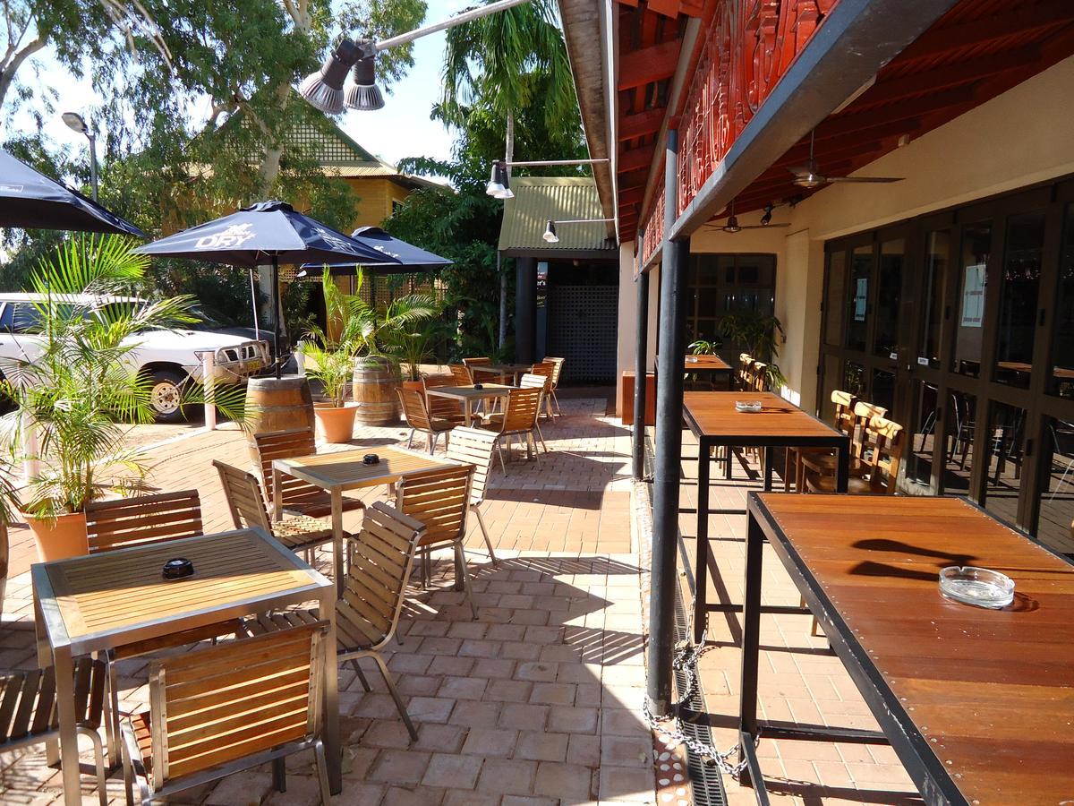 Roey Backpackers And Party Bar Hostel บรูม ภายนอก รูปภาพ