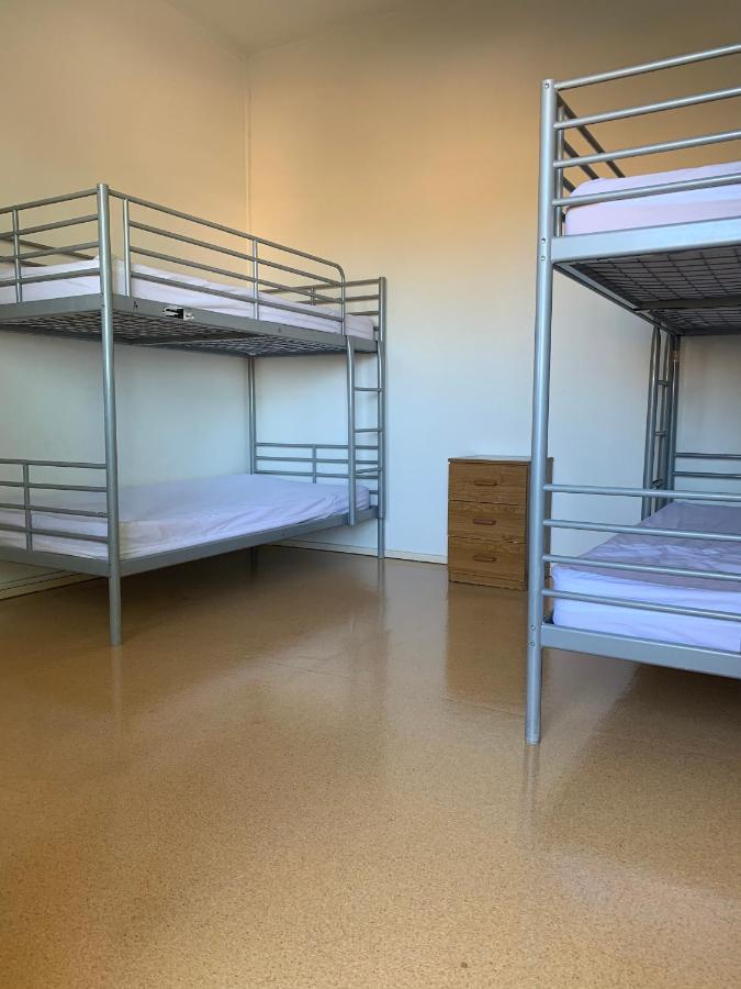 Roey Backpackers And Party Bar Hostel บรูม ภายนอก รูปภาพ